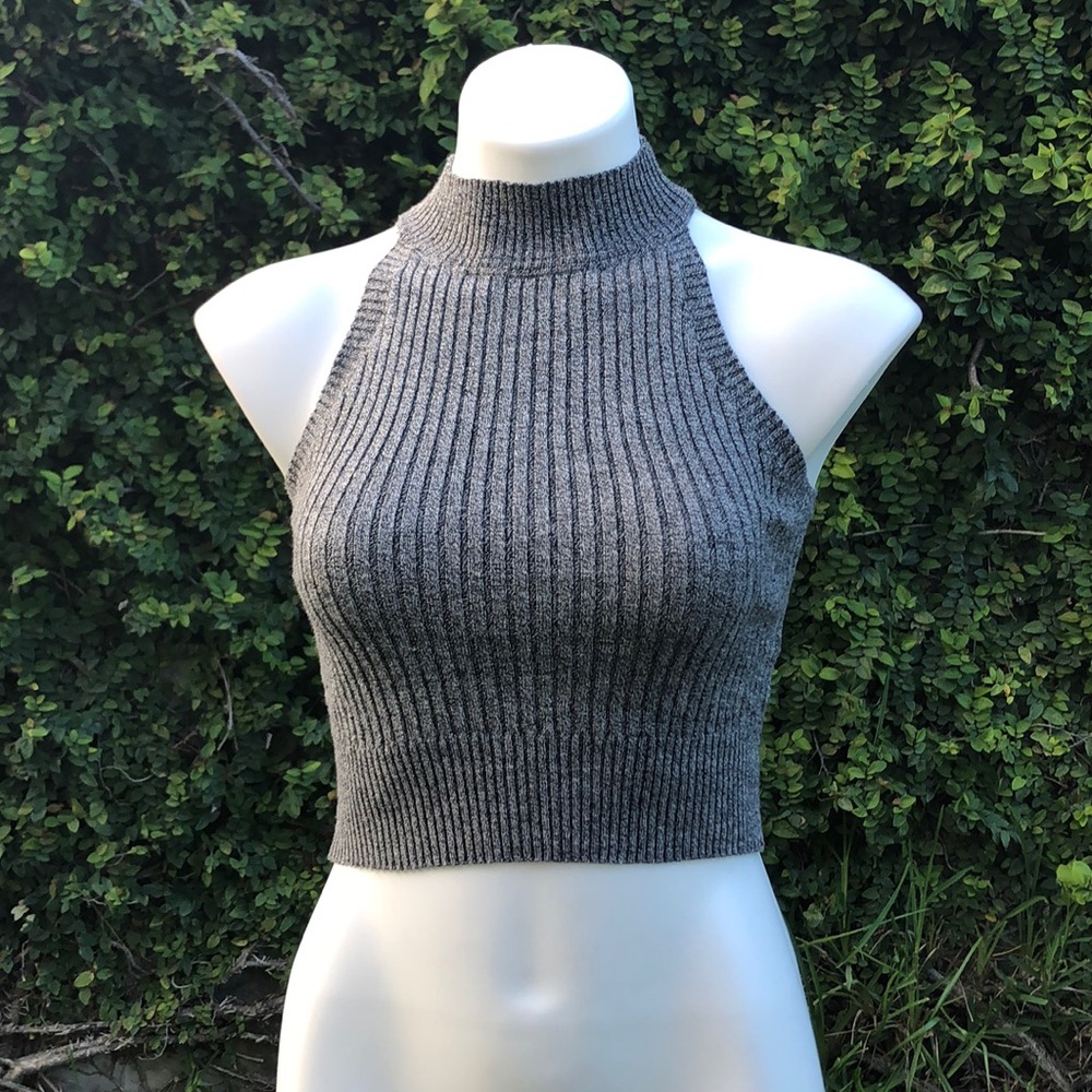FOREVER 21 knitted grey Crop top